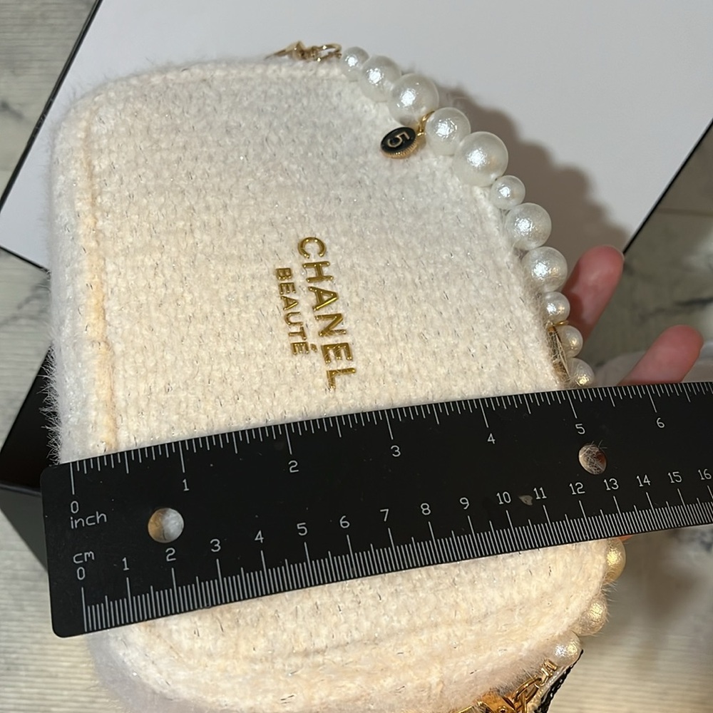 Chanel Beauty Tweed Pouch Converted To Shoulder Bag - Picture 11 of 13